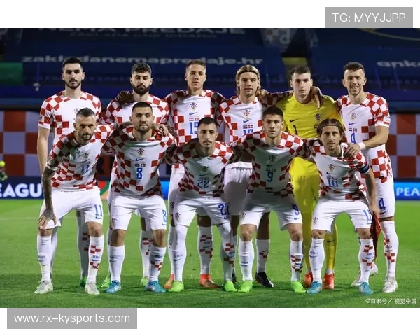 克罗地亚门将多米尼克·库兹马诺维奇在巴黎奥运会上表现出色，克罗地亚总统米拉诺维奇